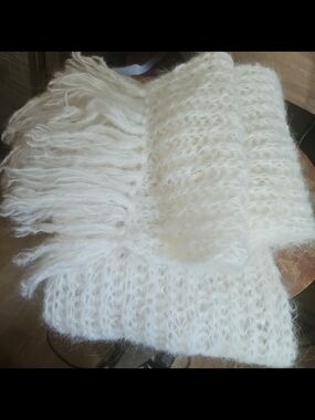 Cream Faux Fur Scarf Wrap